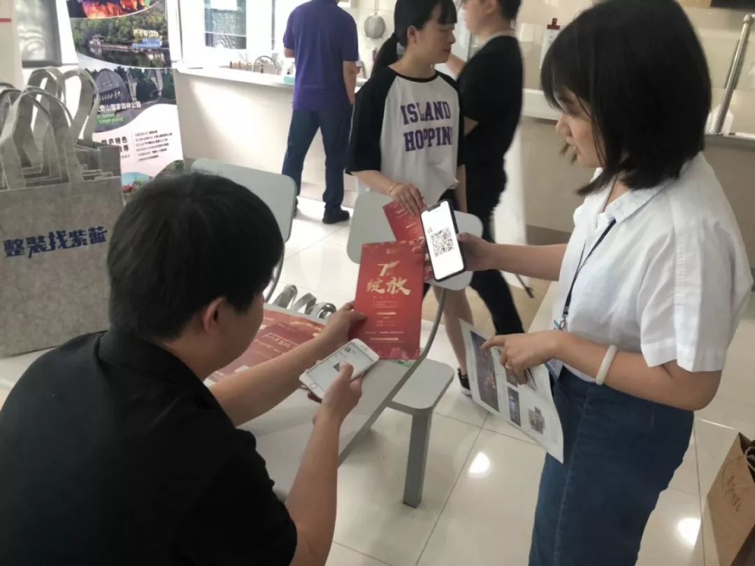 关于青年比赛进行中，新晋明星崭露头角的信息