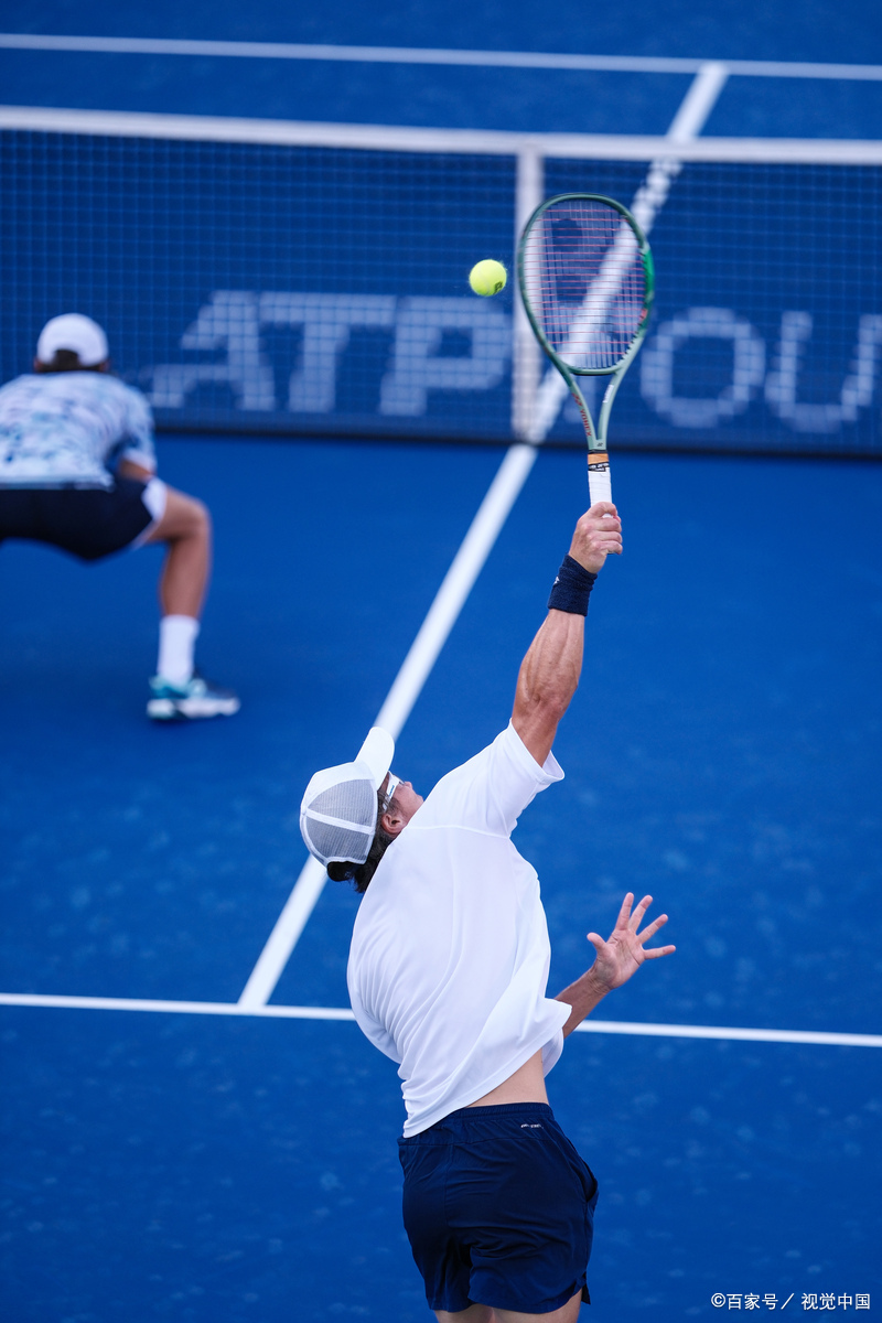 一场经典之战！网球点燃球迷热情