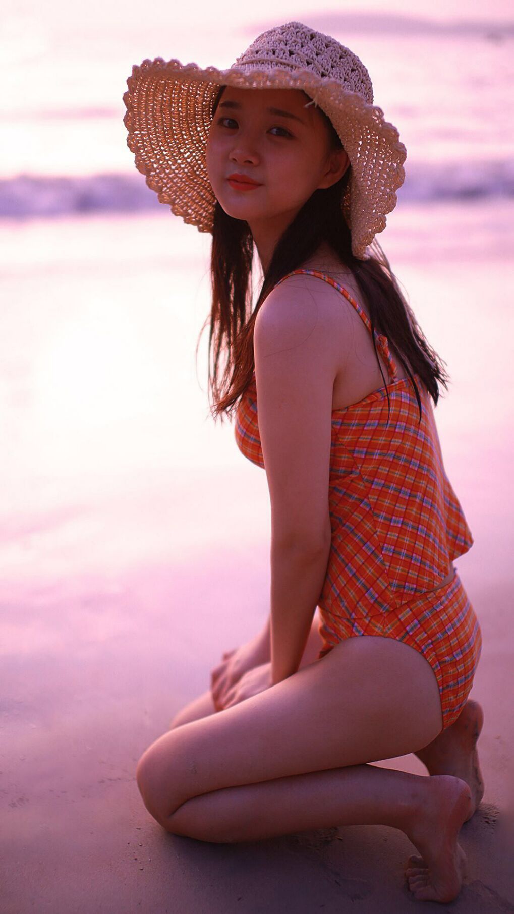 九游app下载-久保建英爆发引领个人英雄主义，佛罗伦萨正面击溃巴黎彰显团队荣耀