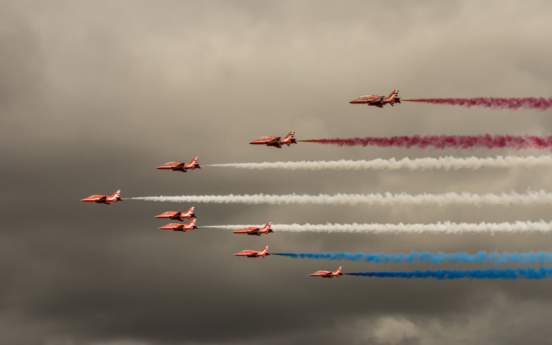 九游娱乐入口-莫兰特超神1.2秒绝杀！撕裂骑士防线，爵士主场响起MVP呼声