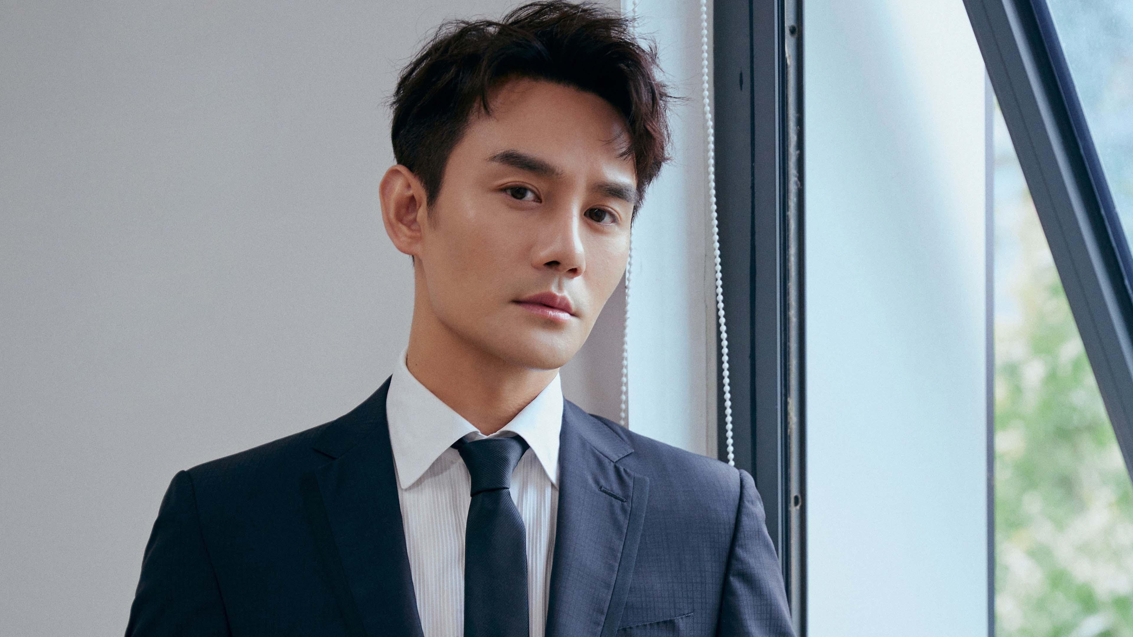 铁幕与钢钉，当雄鹿的集体风暴遇上范弗利特的孤星时刻